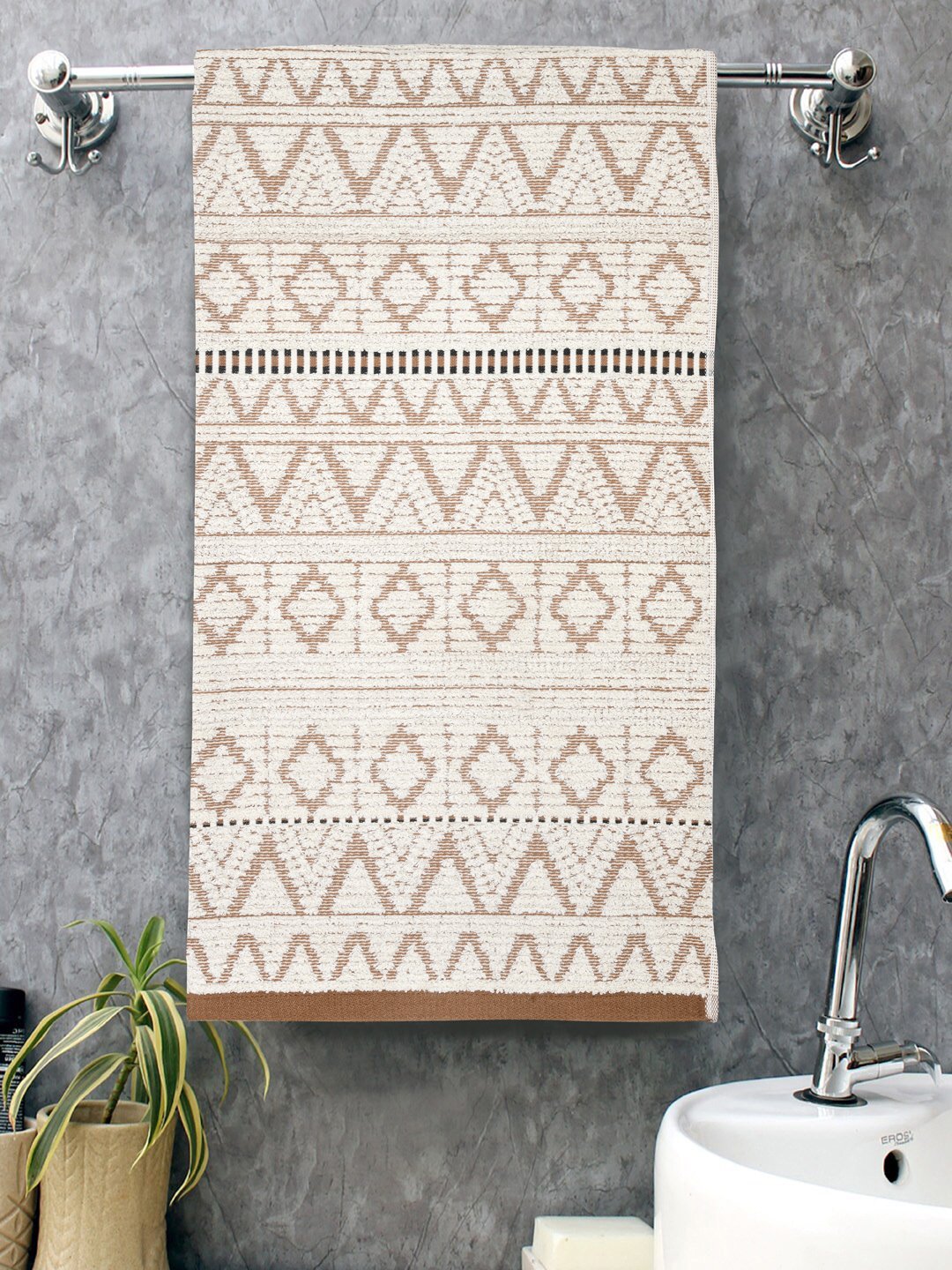 Home Fresh 100% Cotton 450 GSM One Large size 75x150 Cm / 30x60 Inches Bath Towel