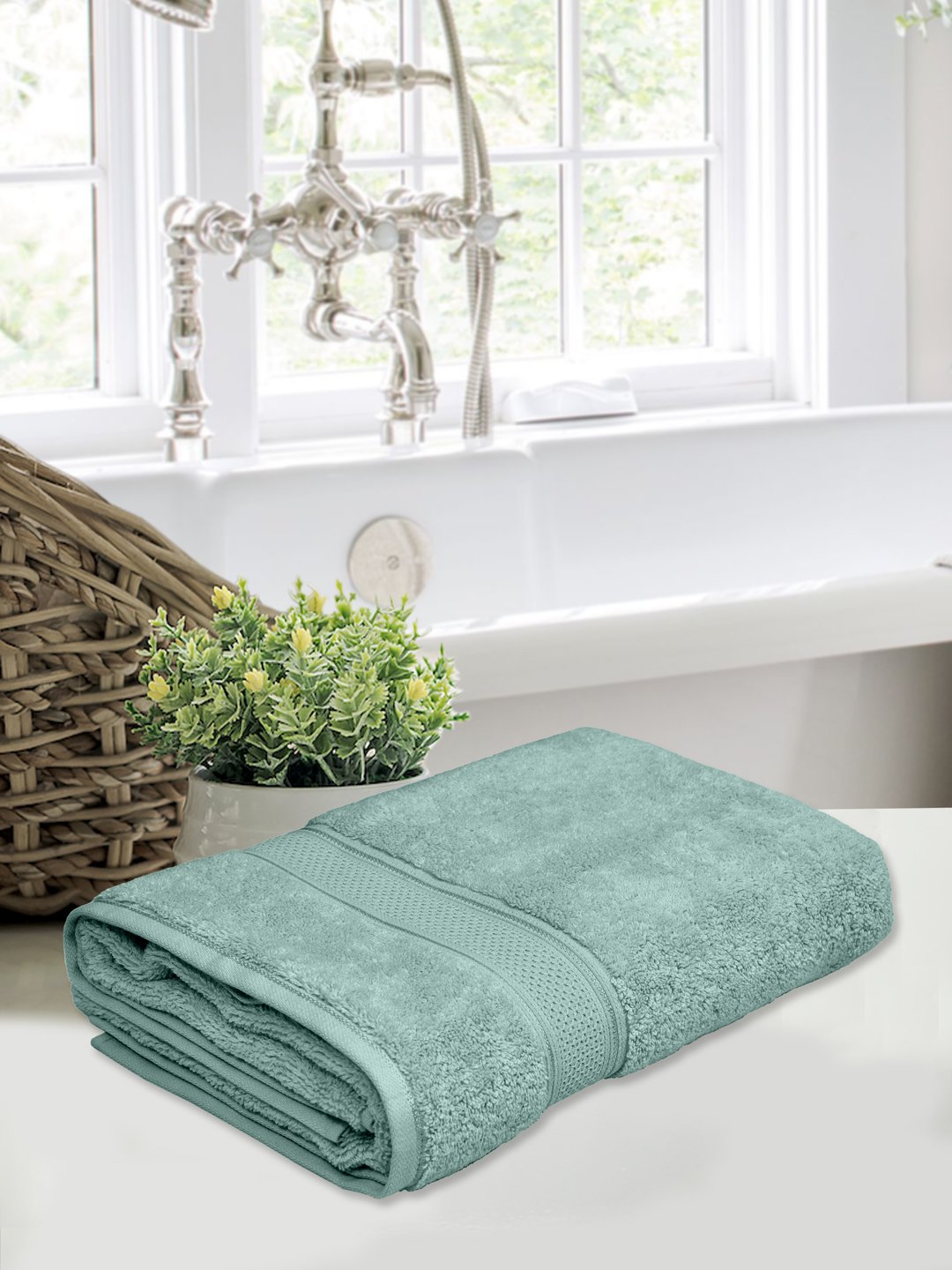 Home Fresh Solid 100% Cotton 450 GSM One Large size 75x150 Cm / 30x60 Inches Bath Towel